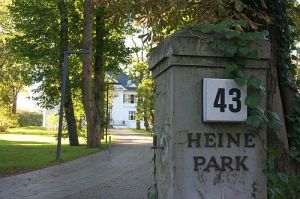 heine-park_eingang
